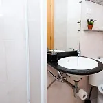 萨塔古埃尔公园公寓酒店 *
