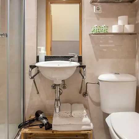 Sata Park Guell Area Apartment Barcelona